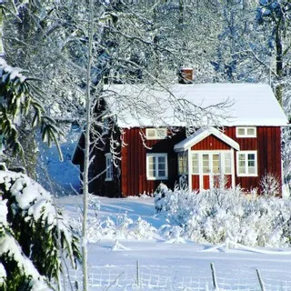 Are you getting ready to make a move this year? Let's get started this weekend...We're not scared of a little snow,