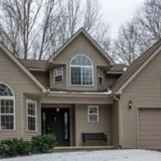Are you looking for a big backyard with lots of privacy? ⁠
⁠
This 4 bedroom, 2-1/2 bath home on nearly a 1/2 acre with