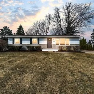 It's been a long time, but Open Houses are finally popping back on the scene. ⁠
Be prepared that they are being done a