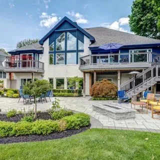 Looking for your #perfect home?⁠
⁠
See a list of this #weekends Open Houses with the link in my bio!⁠
⁠
Want to get in